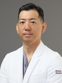 神保　健二郎